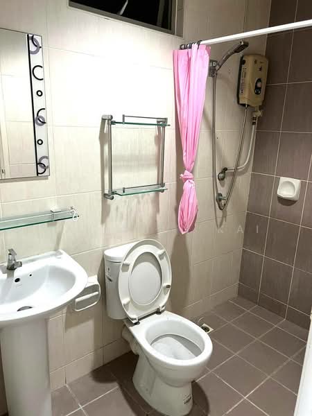 Servis Apartment untuk Disewa di Birch Plaza - Gan Chun Kai - Bathroom - PropertyGuru.com.my