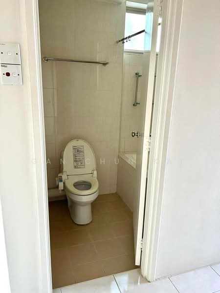 Servis Apartment untuk Disewa di Birch Plaza - Gan Chun Kai - Bathroom - PropertyGuru.com.my