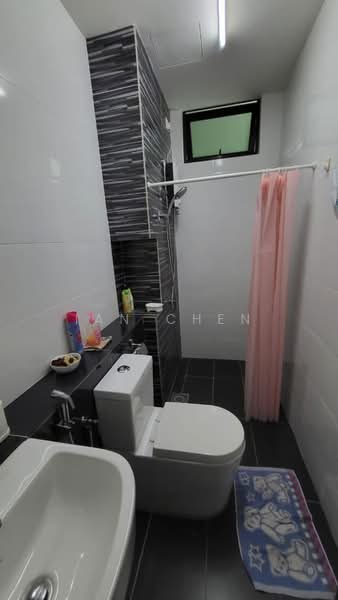 Servis Apartment untuk Disewa di Citywoods - Ian Chen - Bathroom - PropertyGuru.com.my