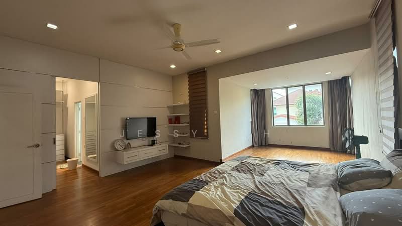 Semi-Detached House for Rent in Taman Mount Austin (Tebrau) - Jessy Koh - Bedroom - PropertyGuru.com.my