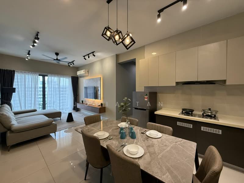 Kondominium untuk Disewa di Bay Point @ Country Garden Danga Bay - Julia Tan - Living Room - PropertyGuru.com.my