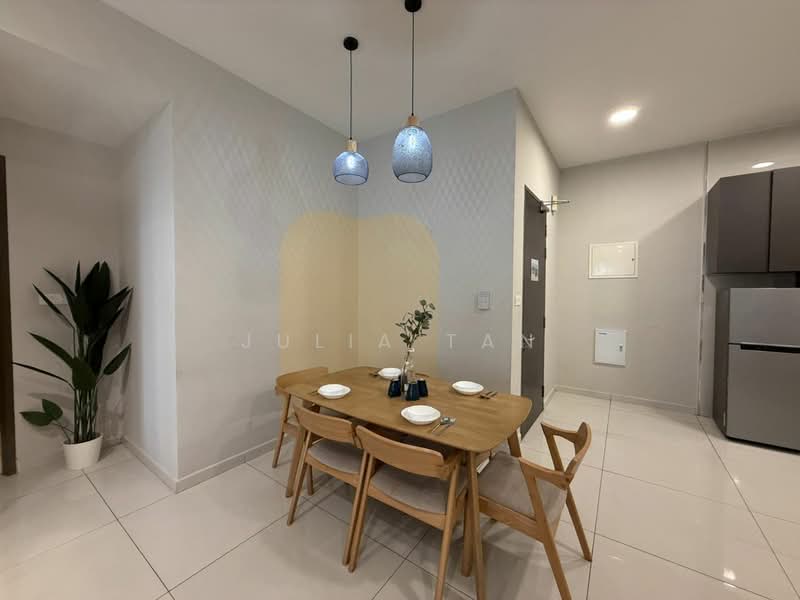 Kondominium untuk Disewa di Bay Point @ Country Garden Danga Bay - Julia Tan - Dining Room - PropertyGuru.com.my