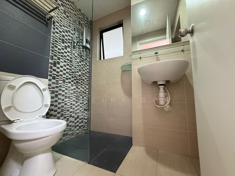 Condominium for Rent at Ujana Executive Apartment - Pauline Goh - Bathroom - PropertyGuru.com.my