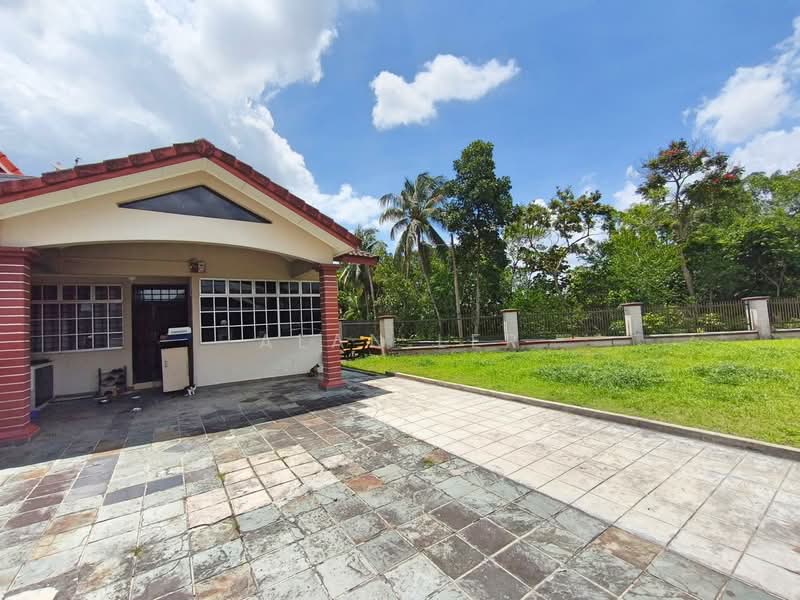 1-storey Terraced House for Sale in Taman Perling (Perling) - Alan Ler - PropertyGuru.com.my
