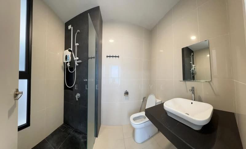 Pangsapuri untuk Disewa di Eco Nest @ Eco Botanic - Elena Lye - Bathroom - PropertyGuru.com.my
