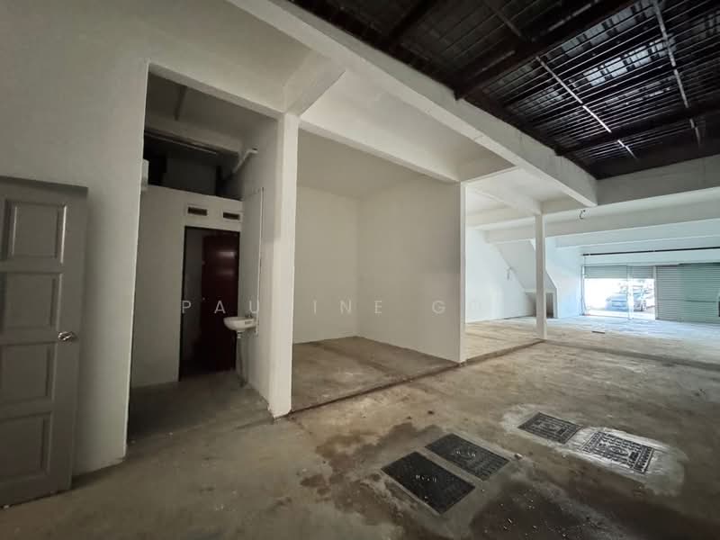 Shop for Rent in Taman Sri Tebrau (Johor Bahru) - Pauline Goh - Interior - PropertyGuru.com.my