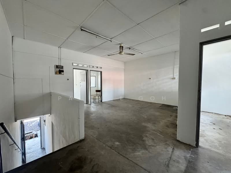 Shop for Rent in Taman Sri Tebrau (Johor Bahru) - Pauline Goh - Interior - PropertyGuru.com.my