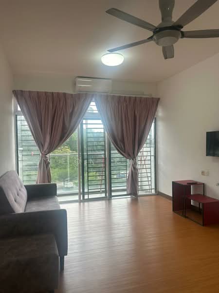 Kondominium untuk Disewa di Dwiputra Residences - Leon Kwan - Living Room - PropertyGuru.com.my