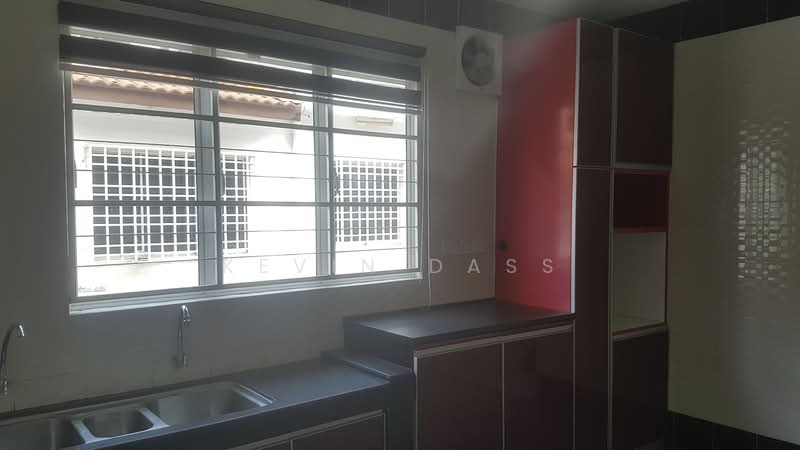 Rumah Teres 2 Tingkat untuk Disewa di Puchong (Selangor) - Kevin Dass - Kitchen - PropertyGuru.com.my