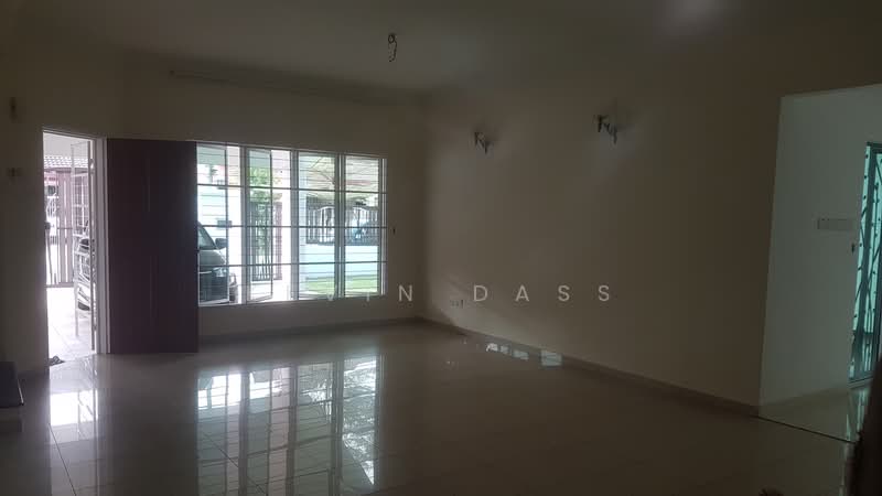 Rumah Teres 2 Tingkat untuk Disewa di Puchong (Selangor) - Kevin Dass - Living Room - PropertyGuru.com.my