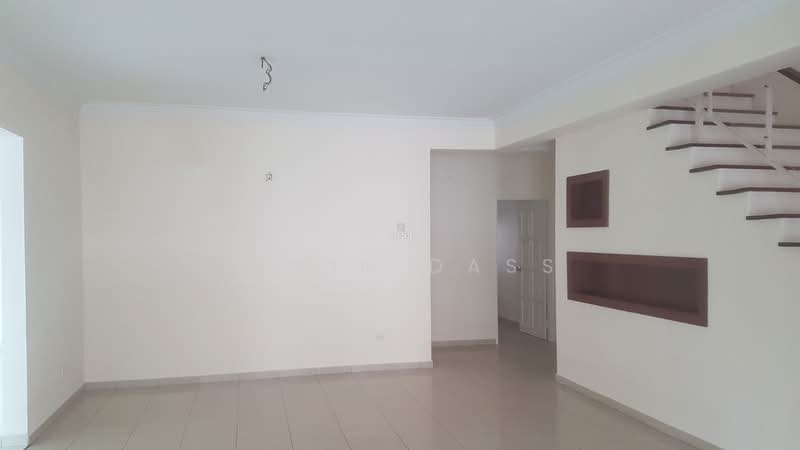 Rumah Teres 2 Tingkat untuk Disewa di Puchong (Selangor) - Kevin Dass - Living Room - PropertyGuru.com.my