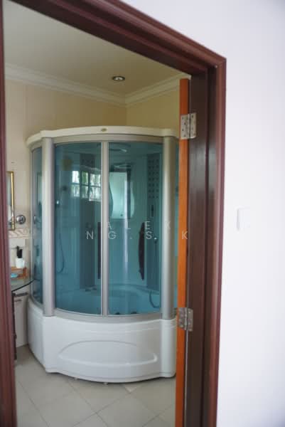 Bungalow for Rent in Country Heights (Kajang) - Alex Ng.S.K - Bathroom - PropertyGuru.com.my