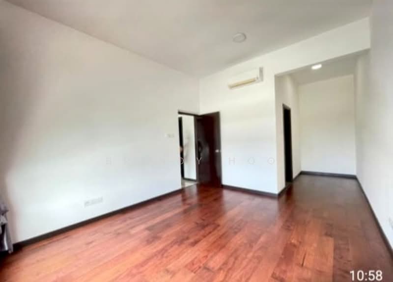 Servis Apartment untuk Dijual di Molek Regency - Brendy Hoo - PropertyGuru.com.my