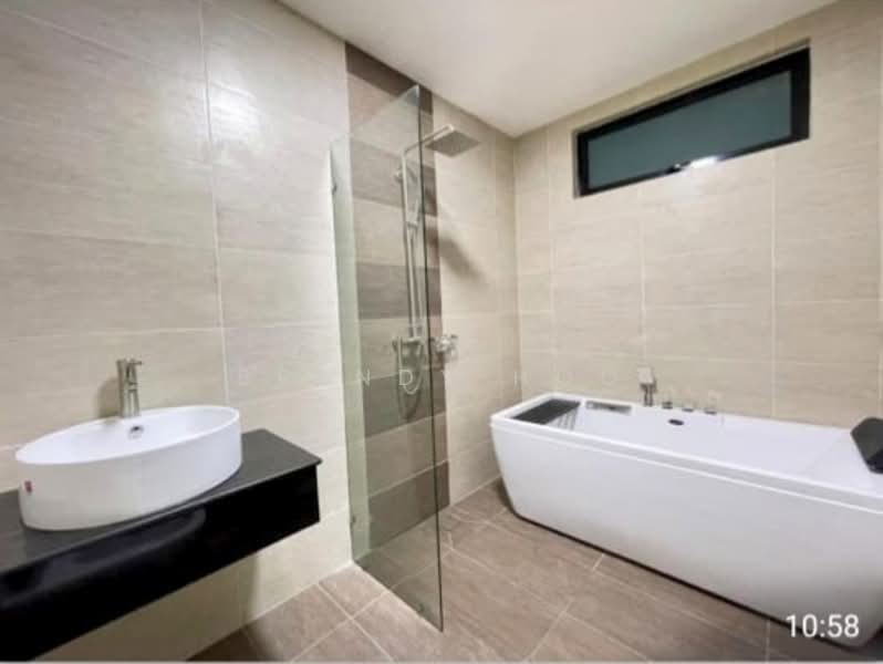 Servis Apartment untuk Dijual di Molek Regency - Brendy Hoo - PropertyGuru.com.my