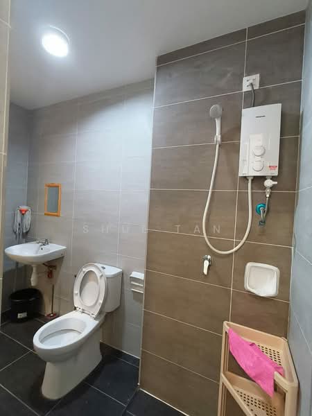 Servis Apartment untuk Disewa di Princeton Suites @ EduSentral - Shue Tan - Bathroom - PropertyGuru.com.my