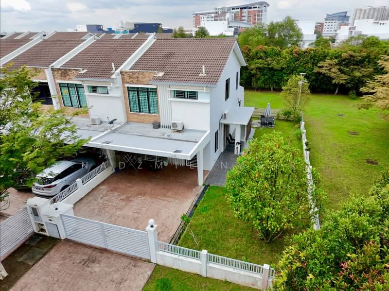 Rumah Teres untuk Dijual di Ceria Residence (Cyberjaya) - Nadzmie Nasir - Exterior - PropertyGuru.com.my