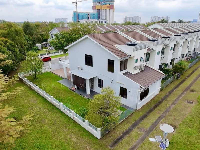 Rumah Teres untuk Dijual di Ceria Residence (Cyberjaya) - Nadzmie Nasir - Exterior - PropertyGuru.com.my