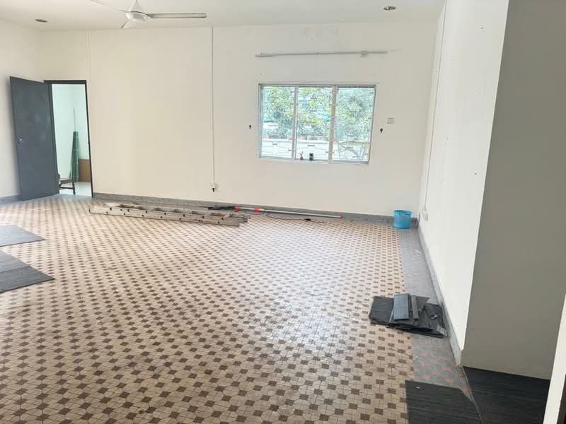 Bungalow for Rent in Taman Majidee (Johor Bahru) - Steven Ee - PropertyGuru.com.my