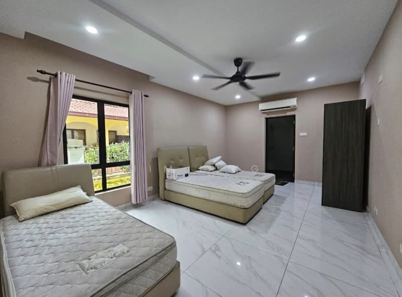 Rumah Banglo untuk Dijual di Bukit Rimau (Shah Alam) - Jim Ling - Bedroom - PropertyGuru.com.my
