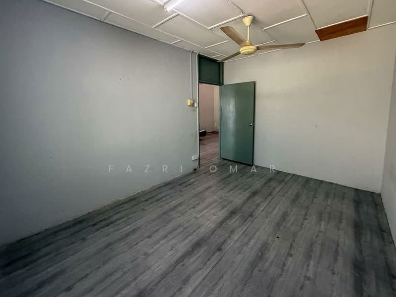 1-storey Terraced House for Sale in Kelana Jaya (Petaling Jaya) - Fazri Omar - Interior - PropertyGuru.com.my