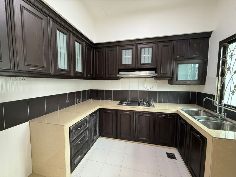 Rumah Teres 2 Tingkat untuk Dijual di Taman Mutiara Mas (Skudai) - Annie Chai - Kitchen - PropertyGuru.com.my