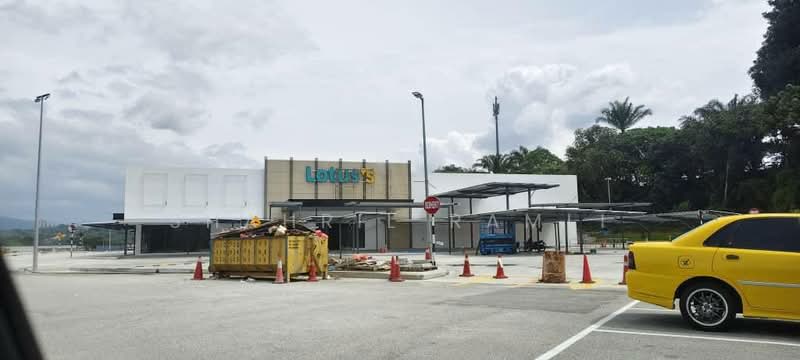 2-storey Terraced House for Sale in Amverton Hills (Sungai Buloh) - Shahril Ramli - Exterior - PropertyGuru.com.my