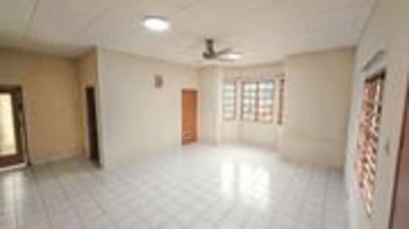 2-storey Terraced House for Sale in Puchong (Selangor) - Eric Foo - Living Room - PropertyGuru.com.my
