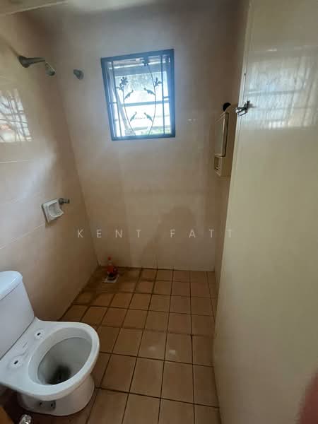 Rumah Berkembar untuk Dijual di Presint 9 (Putrajaya) - Kent Fatt - Bathroom - PropertyGuru.com.my