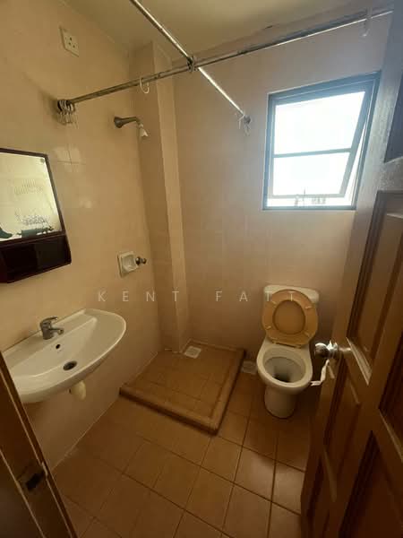 Rumah Berkembar untuk Dijual di Presint 9 (Putrajaya) - Kent Fatt - Bathroom - PropertyGuru.com.my