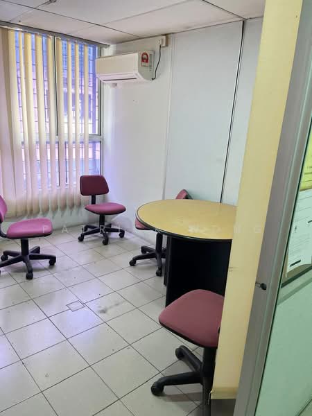 Kedai / Pejabat untuk Dijual di Puchong (Selangor) - Patrick Wong - Interior - PropertyGuru.com.my
