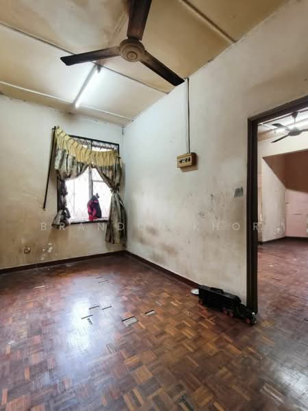 Semi-Detached House for Sale in Taman Bukit Kempas (Tampoi) - Brandon Khor - Interior - PropertyGuru.com.my