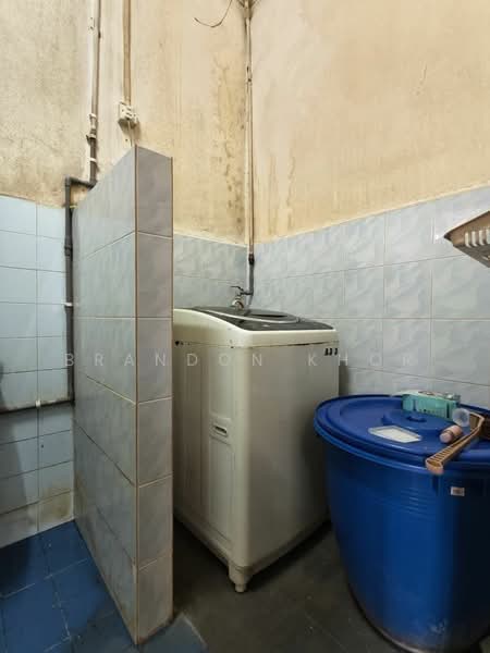 Semi-Detached House for Sale in Taman Bukit Kempas (Tampoi) - Brandon Khor - Interior - PropertyGuru.com.my