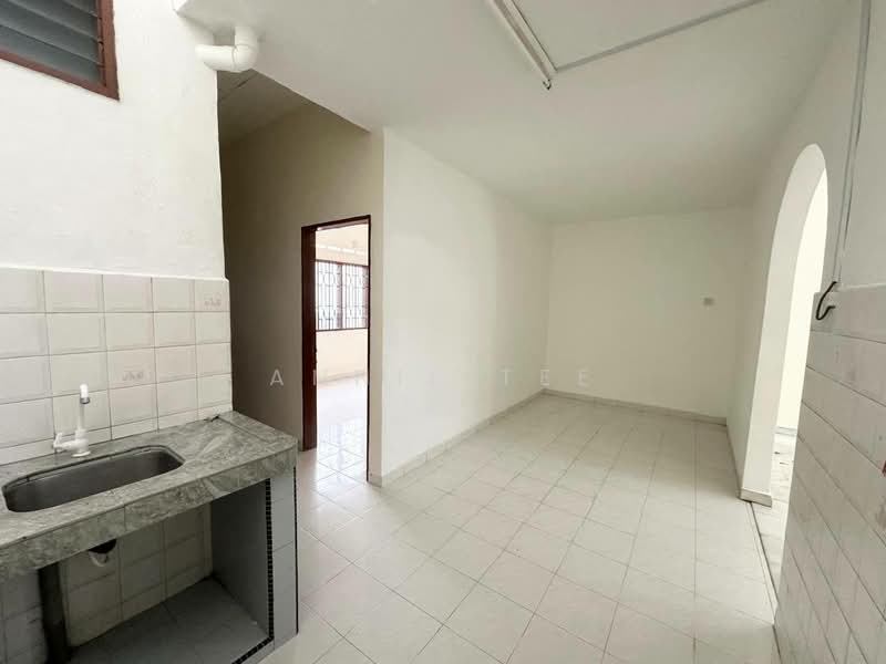 Rumah Teres 1 Tingkat untuk Dijual di Taman Ungku Tun Aminah (Skudai) - Annie Tee - PropertyGuru.com.my