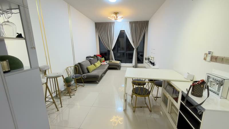 Servis Apartment untuk Disewa di Gravit8, Klang - Ng Shawn - Living Room - PropertyGuru.com.my