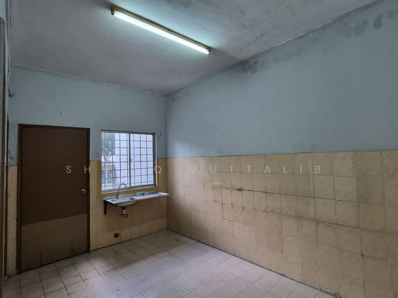 2-storey Terraced House for Rent in Taman Cheras Prima (Kajang) - Shafiq Muttalib - Kitchen - PropertyGuru.com.my