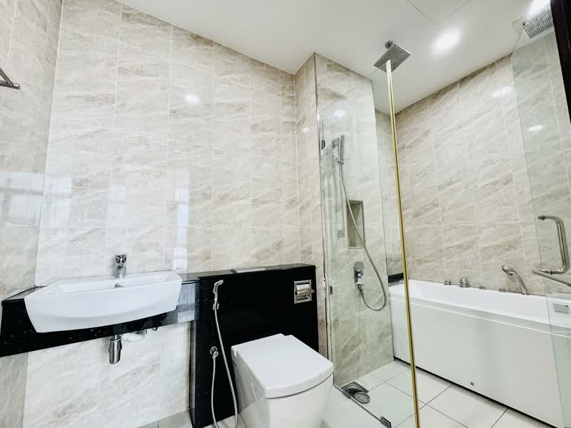 Service Residence for Rent at Paragon Suites @ CIQ - Jit Sin Cheah - Bathroom - PropertyGuru.com.my