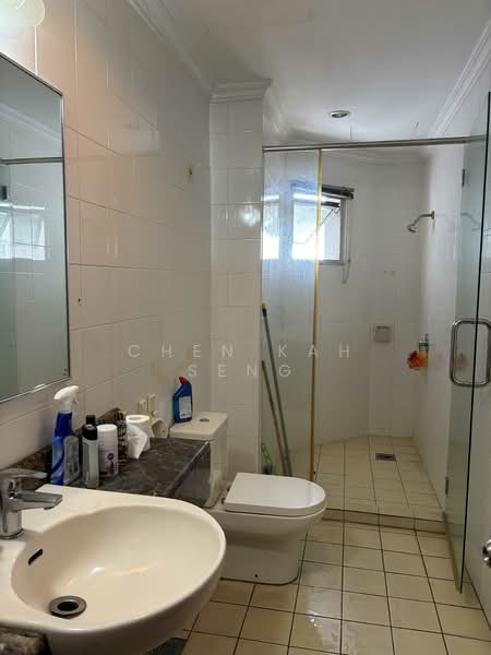 Kondominium untuk Dijual di Suasana Sentral Condominiums - Chen Kah Seng - Bathroom - PropertyGuru.com.my