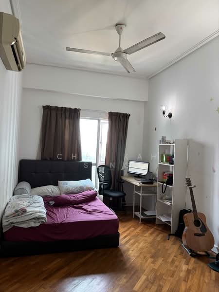 Kondominium untuk Dijual di Suasana Sentral Condominiums - Chen Kah Seng - Bedroom - PropertyGuru.com.my