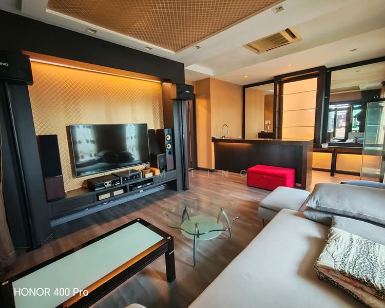Rumah Berkembar untuk Dijual di Kota Kemuning (Shah Alam) - Jim Ling - Living Room - PropertyGuru.com.my