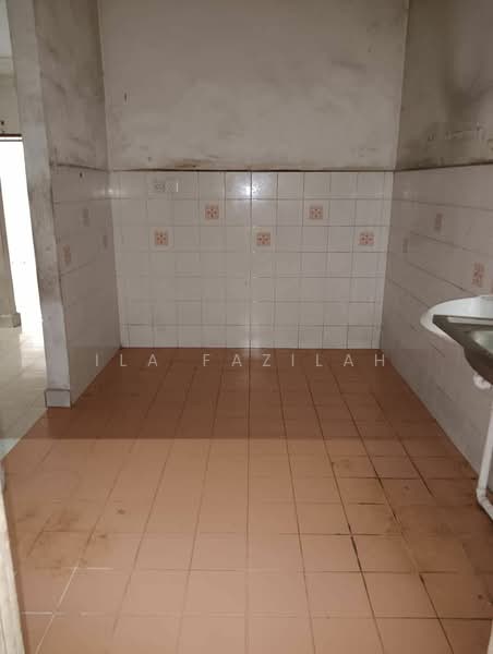 Rumah Teres 2 Tingkat untuk Dijual di Taman Perai Utama (Perai) - Ila Fazilah - Kitchen - PropertyGuru.com.my