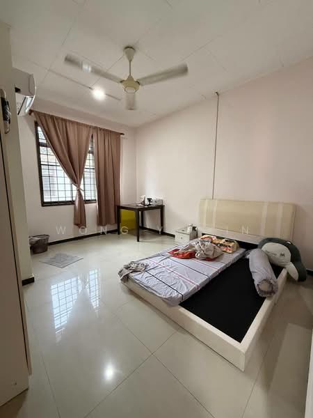 Semi-Detached House for Sale in Taman Megah Ria (Masai) - Wong Yi Xin - Bedroom - PropertyGuru.com.my