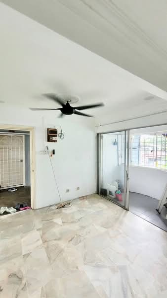 Pangsapuri untuk Dijual di Indah Apartments - Azmi . - Interior - PropertyGuru.com.my