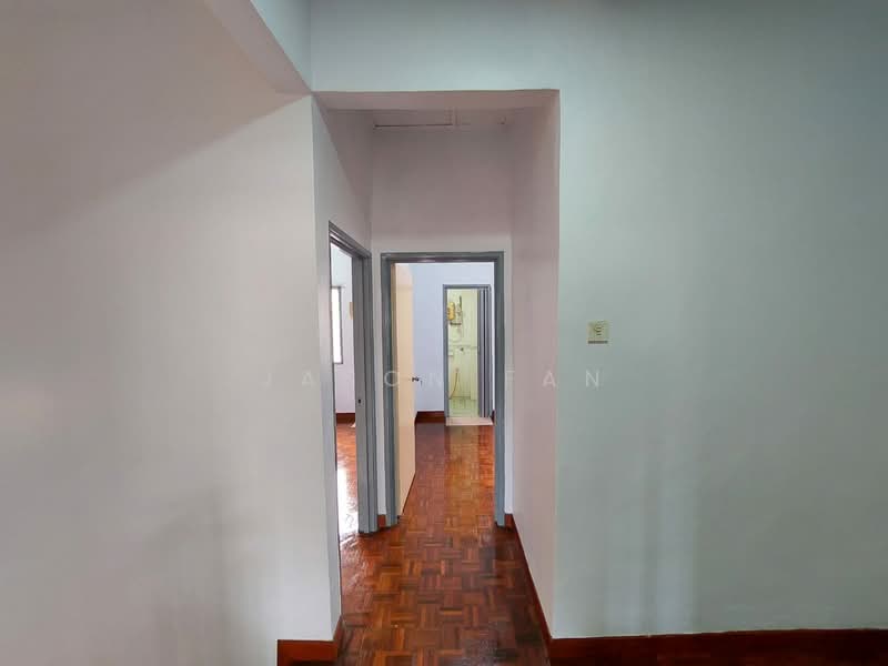 Rumah Teres 2 Tingkat untuk Dijual di Kota Kemuning (Shah Alam) - Jason Fan - Corridor - PropertyGuru.com.my