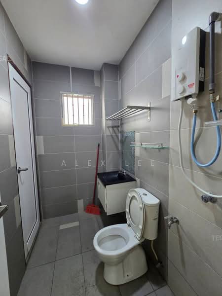 Terraced House for Sale in Bandar Puteri Klang (Klang) - Alex Lee - Bathroom - PropertyGuru.com.my
