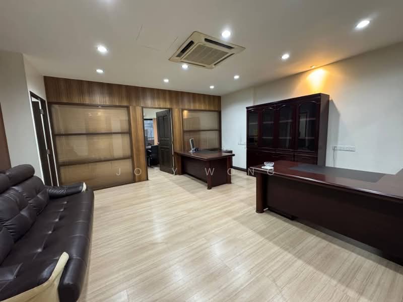 Office for Rent in KLCC (KL City Centre) - Joey Wong - Study - PropertyGuru.com.my