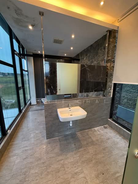 Rumah Banglo untuk Dijual di Kangkar Pulai (Skudai) - Annie Chai - Bathroom - PropertyGuru.com.my