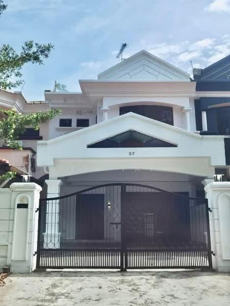2-storey Terraced House for Sale in Taman Pelangi Indah (Ulu Tiram) - Yik Tat - Exterior - PropertyGuru.com.my