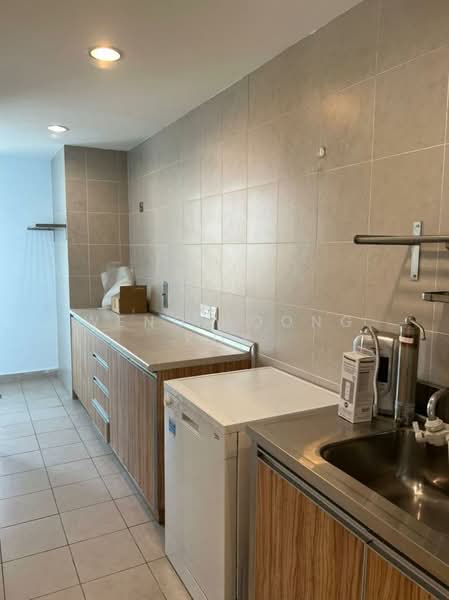 Kondominium untuk Disewa di Tiffani Kiara - Weng Loong Kok - Kitchen - PropertyGuru.com.my