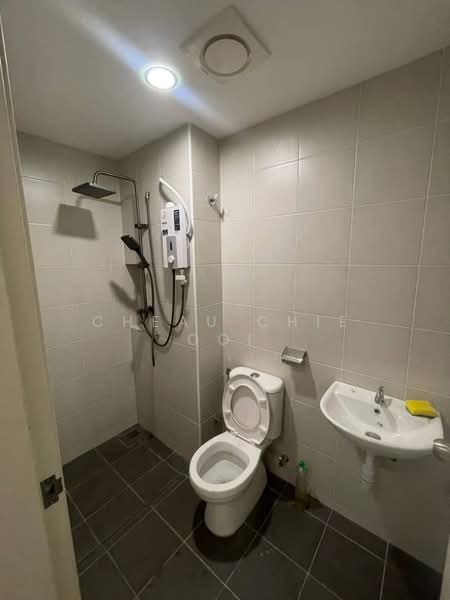 Rumah Bandar untuk Disewa di Bandar Cassia (Batu Kawan) - Cheau Chie Ooi - Bathroom - PropertyGuru.com.my