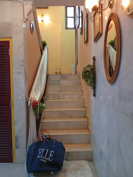 Bungalow for Sale in Taman Paroi Jaya (Paroi) - Azrul Othman - Interior - PropertyGuru.com.my